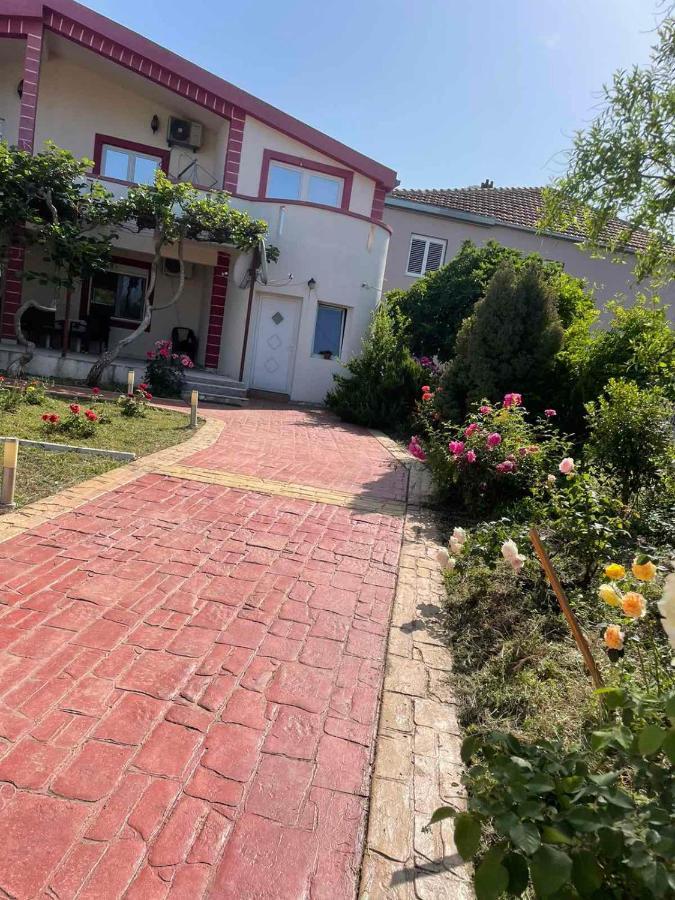 Villa Nilic Бар Екстериор снимка